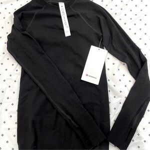 NWOT Lululemon Black Long Sleeve Top, Size 2